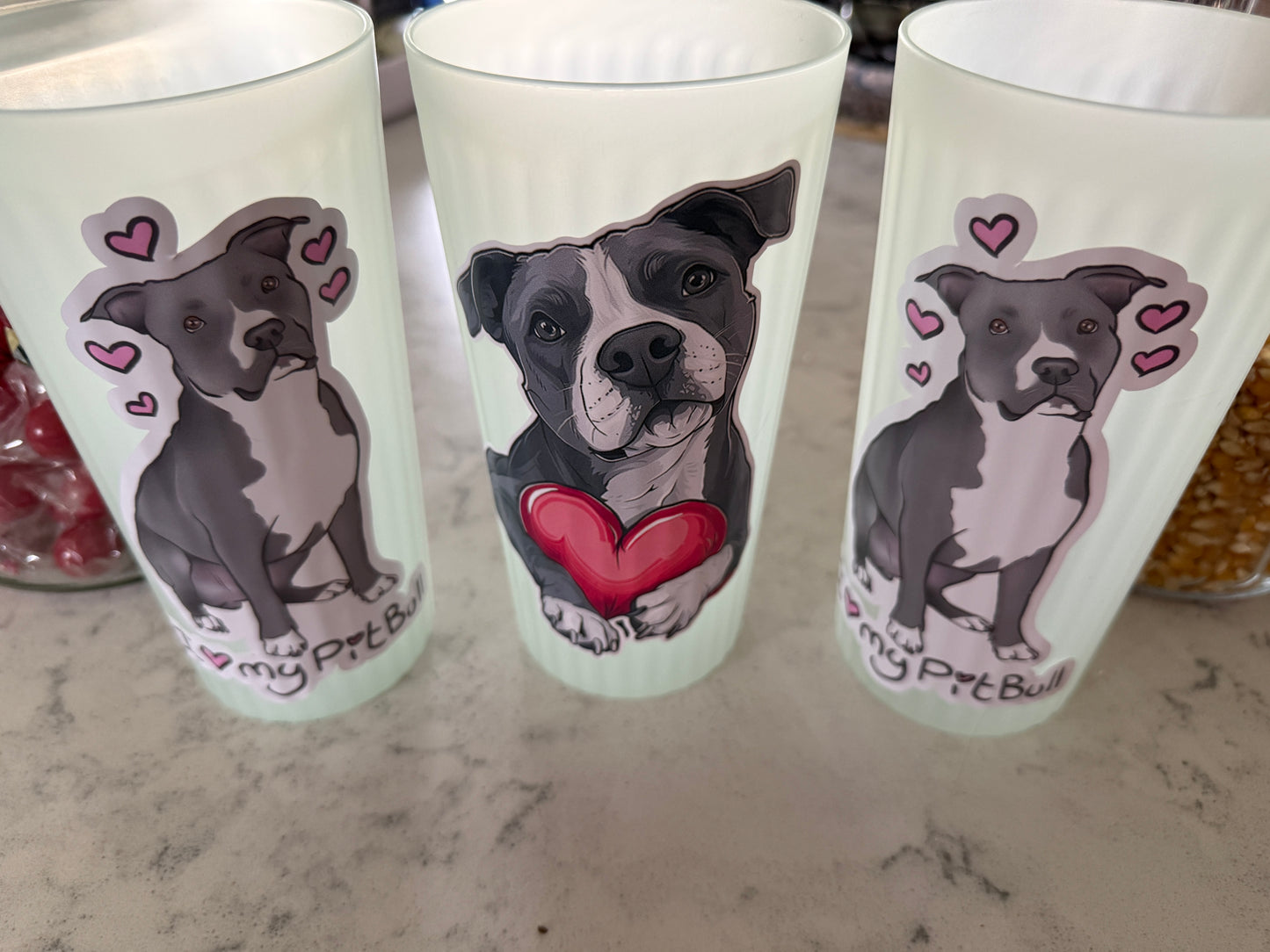 Have a cool Summer with these 25 oz cups!!