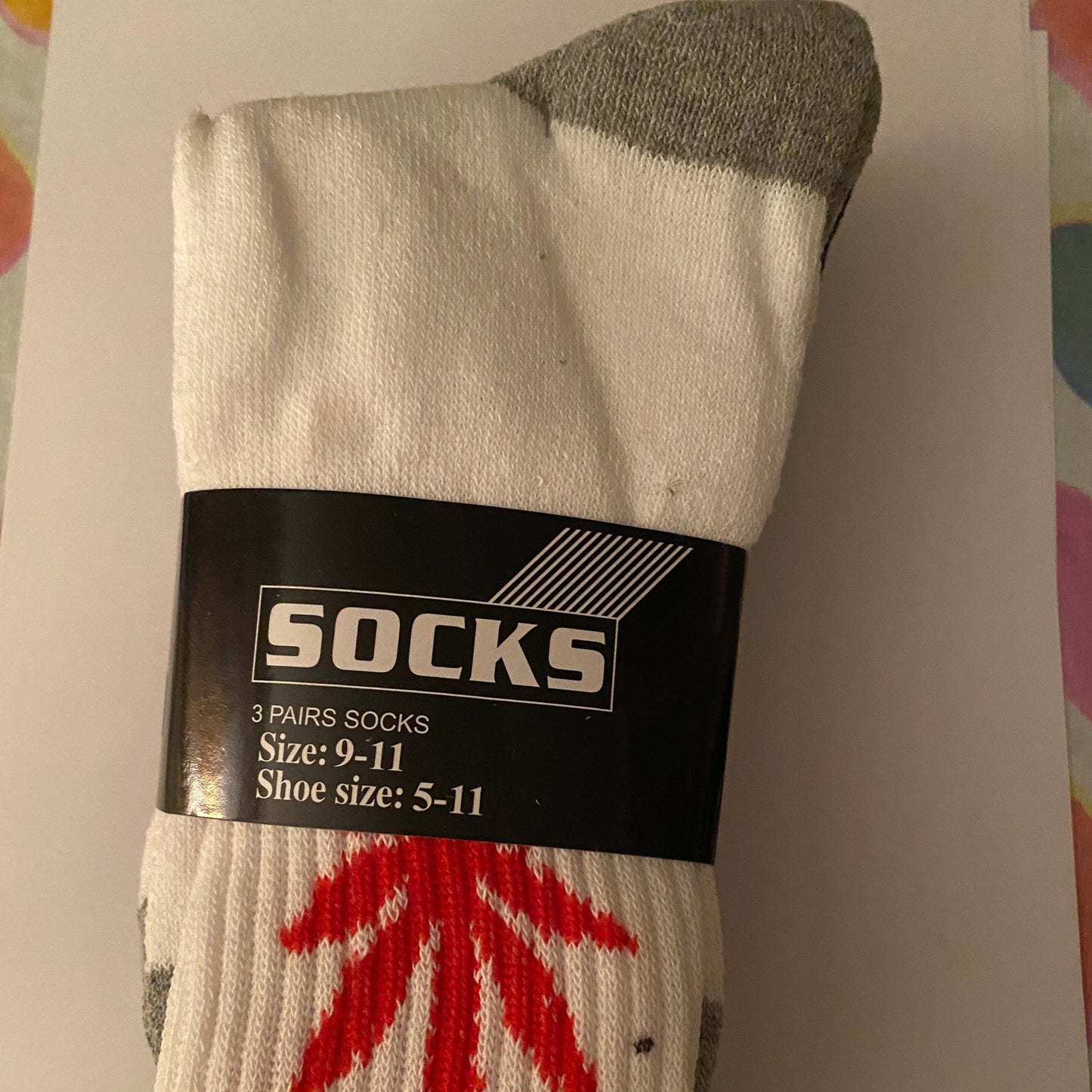 Socks 3 Pair ribbed socks with leaf design